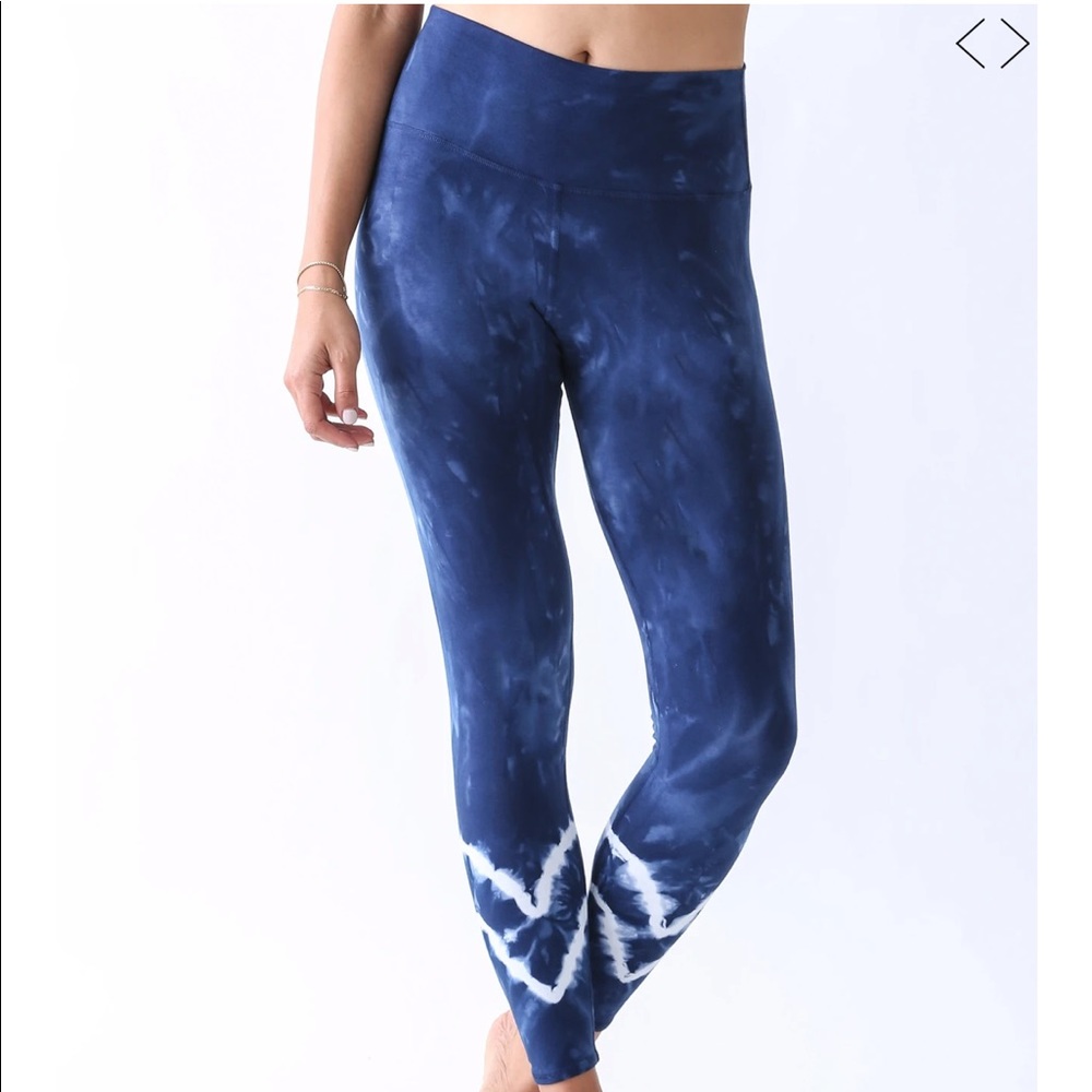 NWOT Electric & Rose High-Waisted Legging
